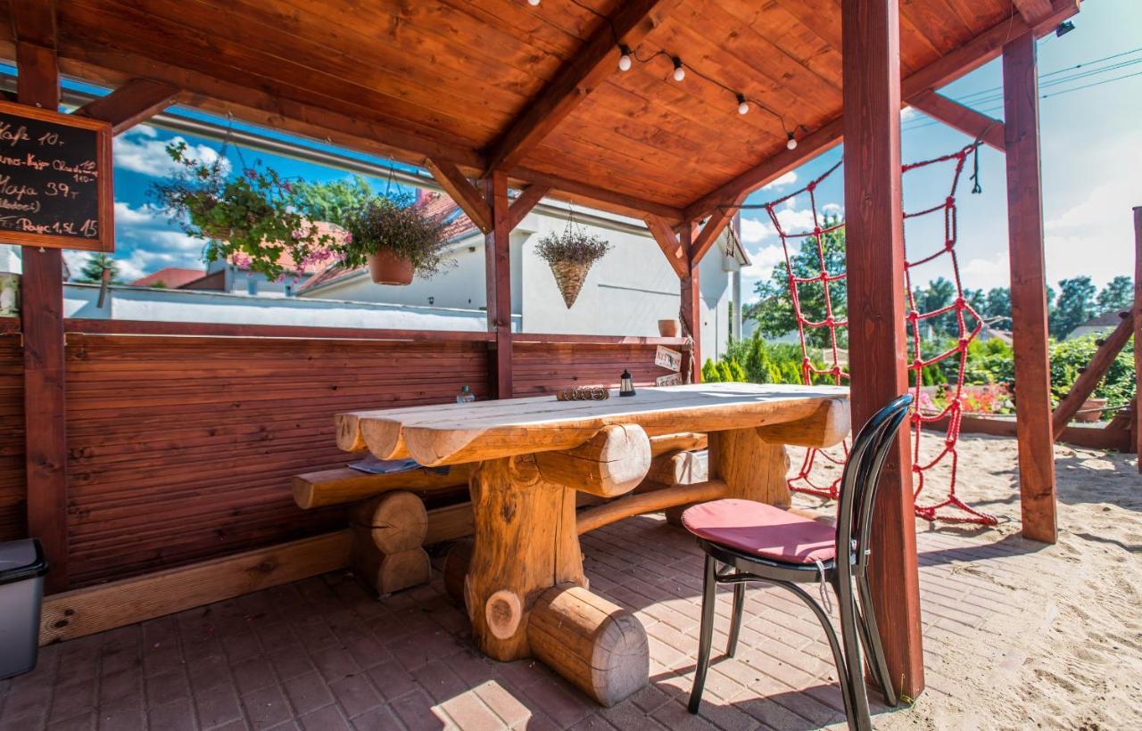 Svetluska Homestay *